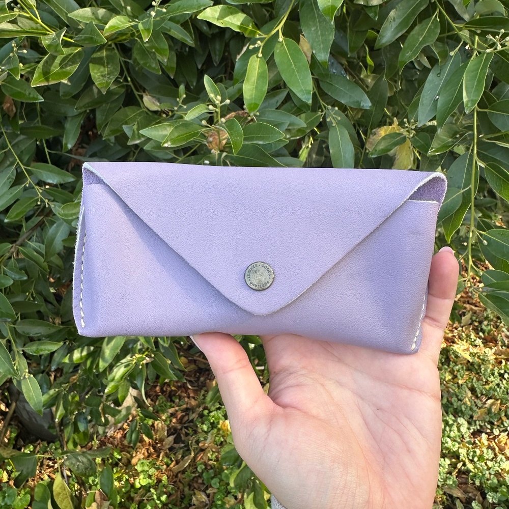 BNNU: Sunglass Case in Lavender (Portland Leather Goods)